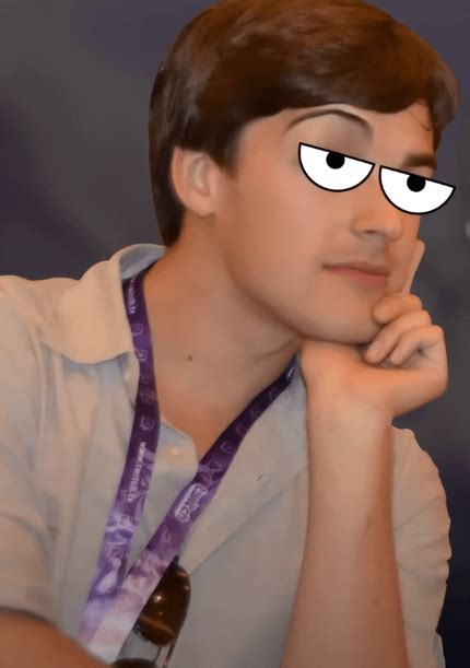 Not sure if anyone noticed this yet but Matpat reference in.